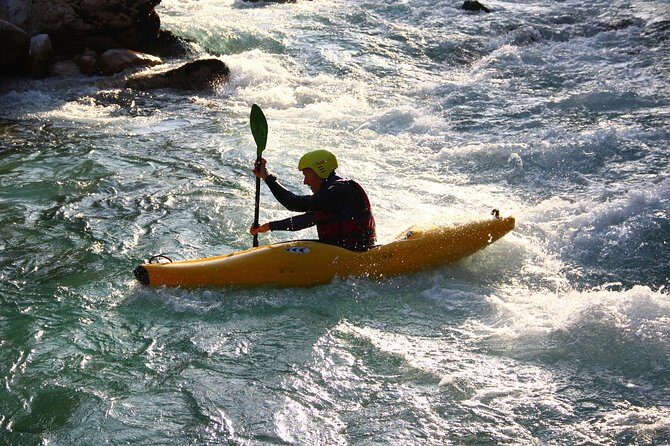 1 day KAYAK COURSE on Soča river, for beginners - What happens on the water: easy rapids training with an instructor