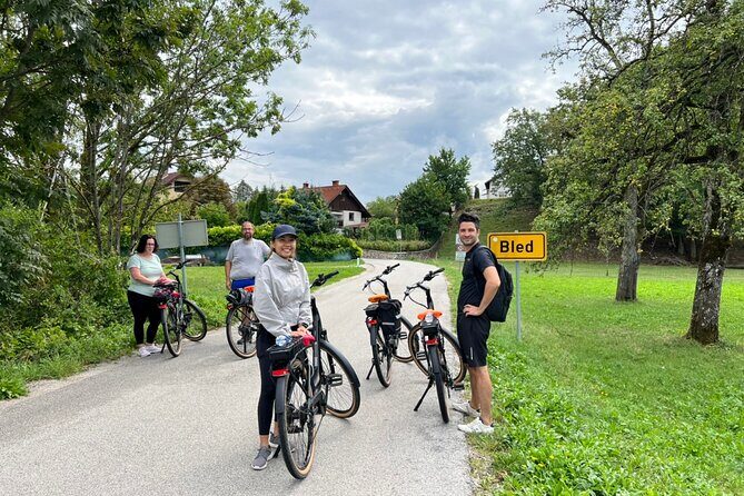 Bled eBike Tour - The loop around Lake Bled: Koritno to Podhom, stop by stop