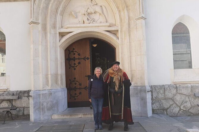 Cosmopolitan "medieval" Bled Walking Tour - Stop 1: Lake Bled walking route with natural and historical clues