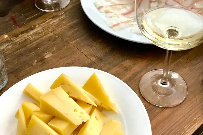 Food and Wine Tasting with a Sommelier - The Four Stops: How the Tasting Flows