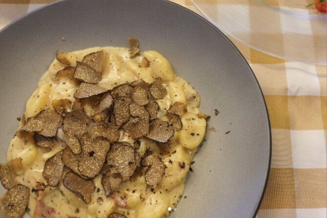 Food & Wine -> Gourmet tour in Piran - Istrian cuisine tastings: carpaccio, olive oils, meat, and wine