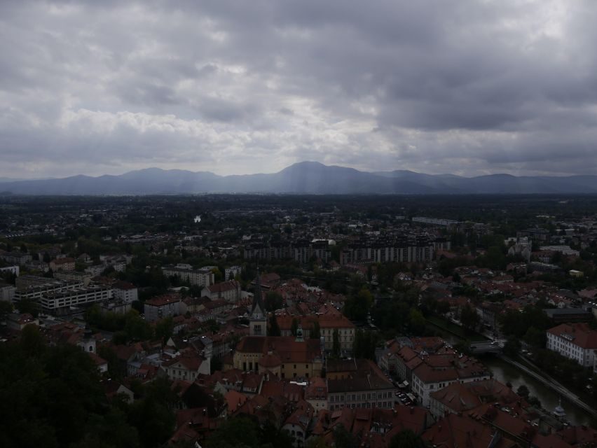 From Zagreb: Postojna Cave, Bled Lake & Ljubljana - Private - Optional Predjama Castle: when you want the dramatic add-on