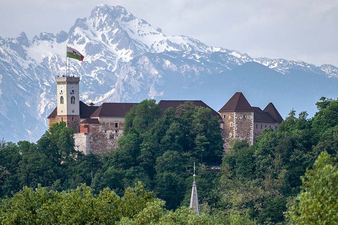 Guided Walk and Funicular Ride to Ljubljana Castle - The Start at Ljubljana Tourist Information Center (TIC)