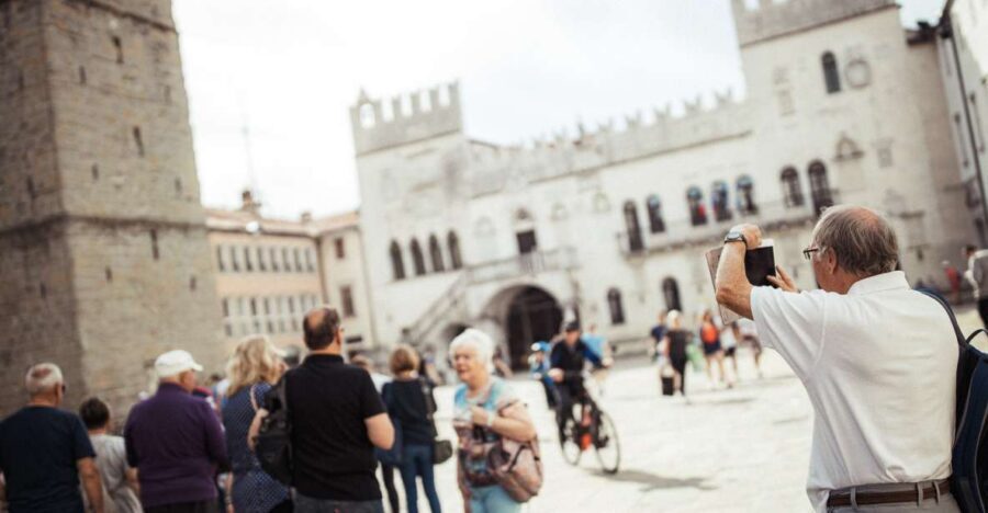 Koper Stroll & Taste - Tito Square: The Launchpad of Koper’s Big Sights