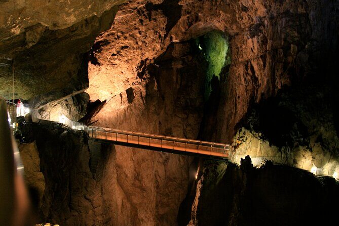 Lipica Stud Farm and Skocjan Caves from Koper - Price and logistics: what you’re really paying for