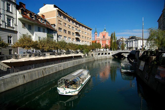 Ljubljana - Personalized Private Tour - Cathedral of St. Nicholas: modest outside, surprised inside
