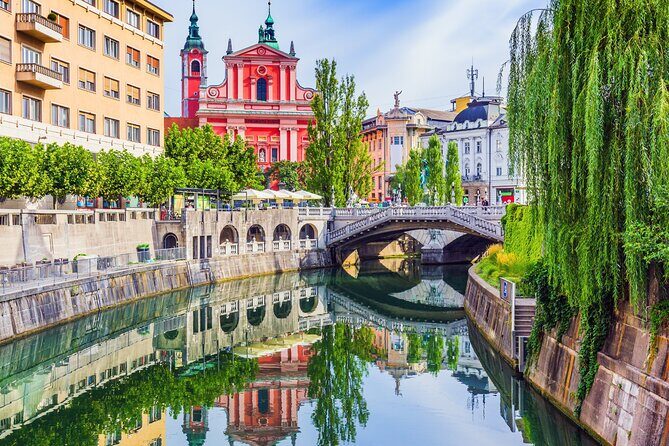 Ljubljana Scavenger Hunt and Highlights Self Guided Audio Tour - Weather, phone battery, and the VPN rule you should follow