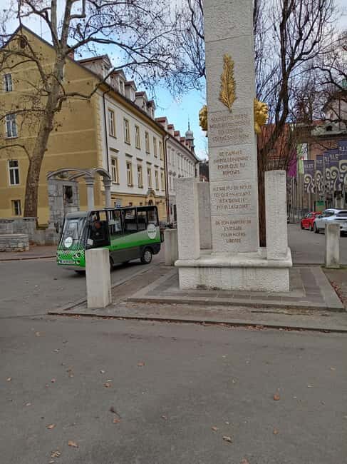 Ljubljana: Wonderful tour fun experience time history - Finishing at St. Nicholas Cathedral (and Ending Back Near the Start)