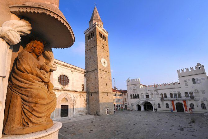 Piran and Panoramic Slovenian Coast from Koper - Portorož: beaches, casinos, roses—and salt pans nearby