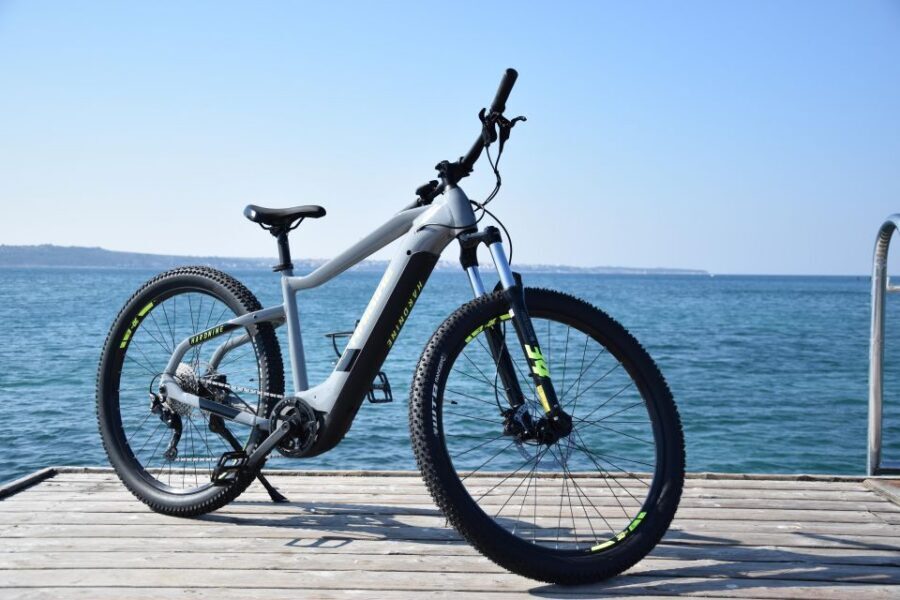 Piran: e-bike&snack in Istria - Portorož Food Tasting and Burger: Local Ingredients, Not Just a Stopgap