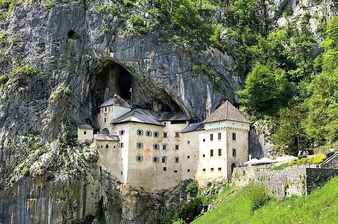 Postojna Cave and Predjama Castle Trip including entry tickets - FAQ