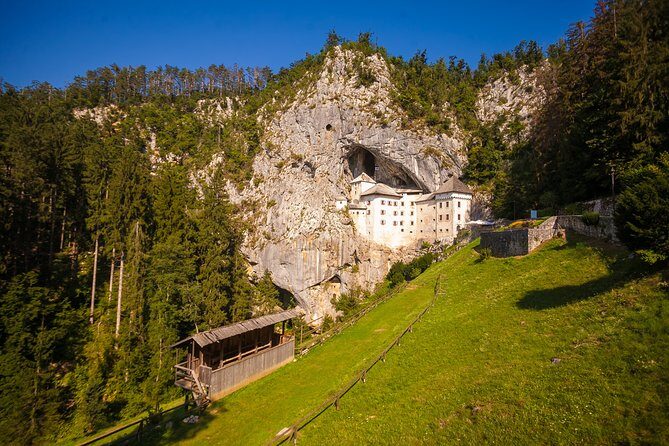 Postojna cave & castle | Private half day trip from Ljubljana - Predjama Castle: the 1-hour visit and the steep-step reality