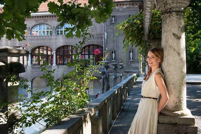 Private city tour of Ljubljana. 2 hours with a friendly and fun local guide. - Meeting at the Ljubljana Tourist Information Center (TIC) and getting oriented