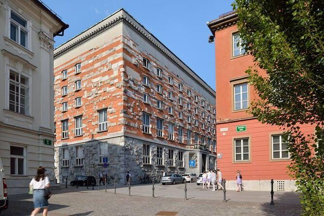Private city tour of Ljubljana. 2 hours with a friendly and fun local guide. - Plečnik’s Triple Bridge and how architecture becomes a landmark