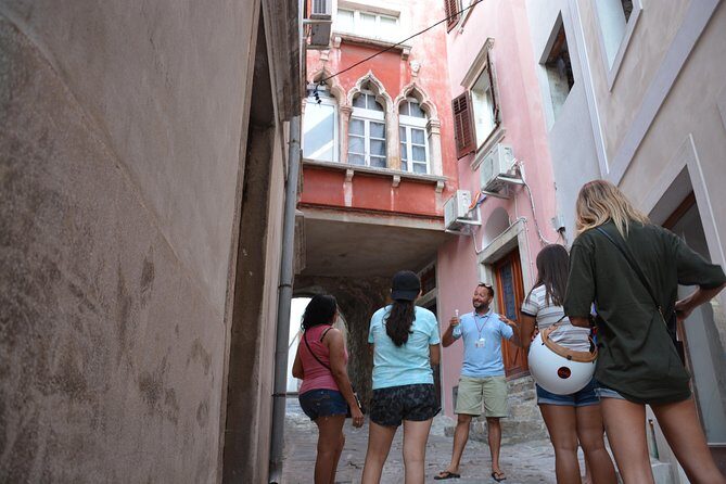 Private Piran Walking Tour (tasting of local wine & products included) - Why this Piran walk feels more like a guided stroll than a lecture