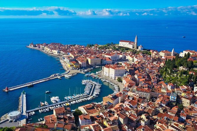 Private Piran Walking Tour (tasting of local wine & products included) - Prvomajski trg: a small square with a serious job