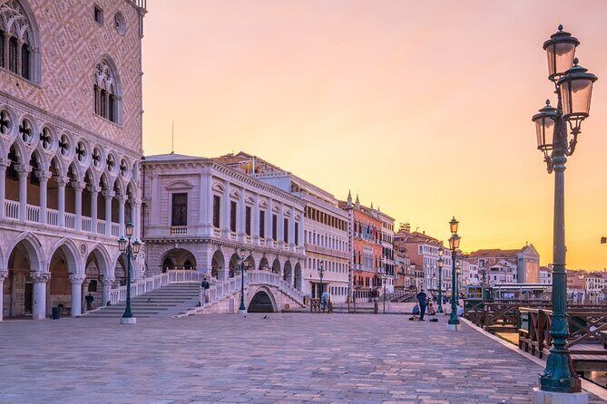 Private tour of Venice from Ljubljana - The guided highlights walk: Rialto and Doge’s Palace area