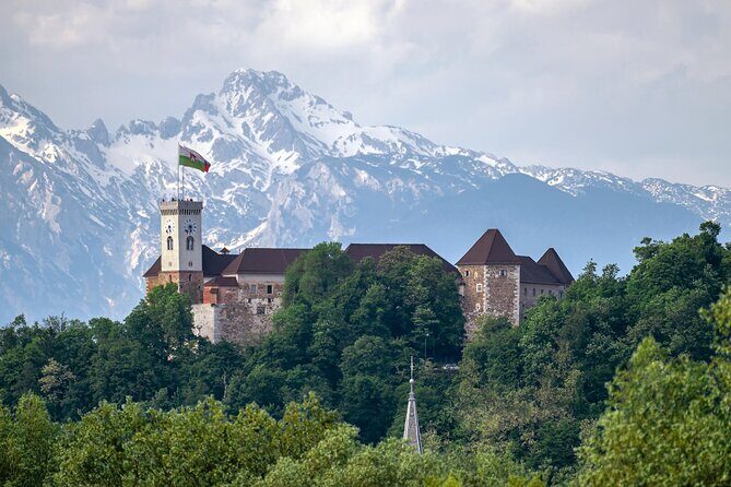Private Tours in Slovenia from Koper - Lunch at Restaurant Sova: a good break beats an awkward scramble