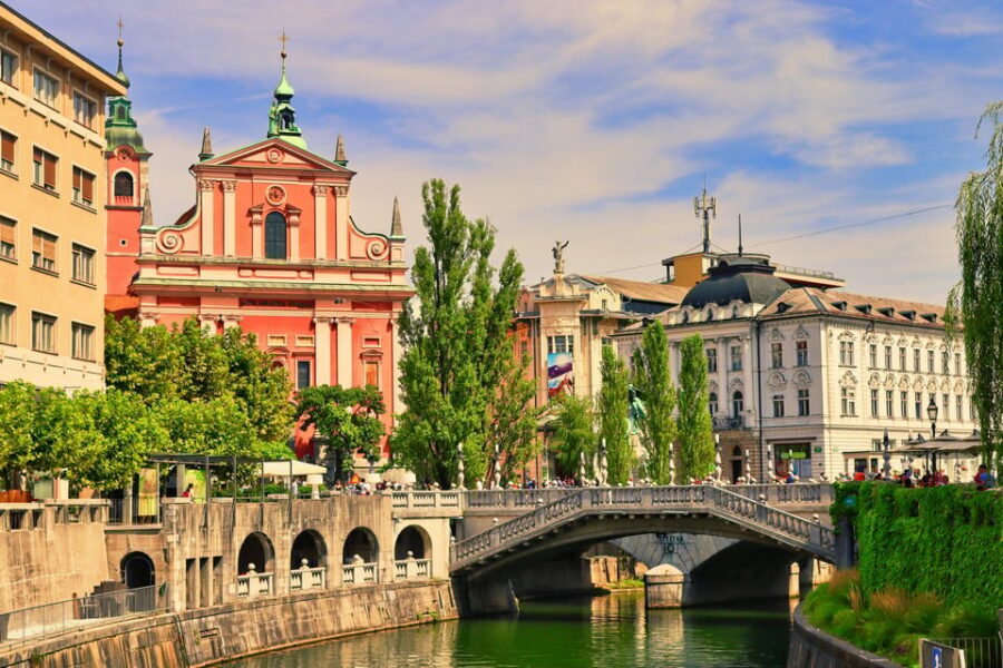 Trieste: Ljubljana Capital of Slovenia Tour - Ljubljana Cathedral and Prešeren Square: the center’s daily heartbeat