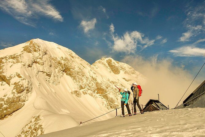 Triglav winter edition - Food, drinks, and hut accommodation: budget the cold reality