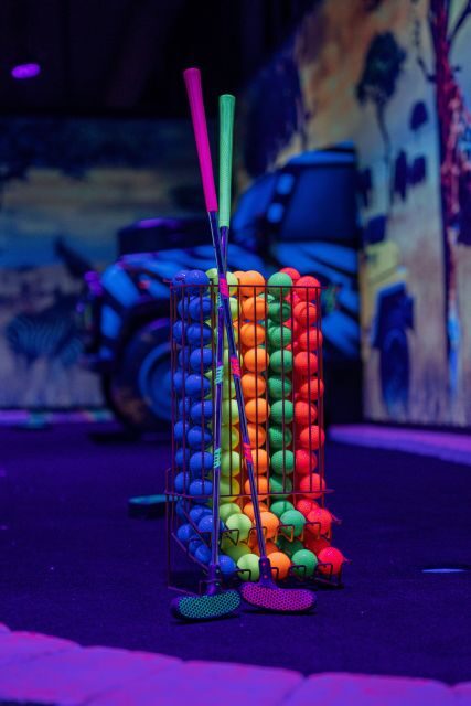 Woop! Glow golf: Ljubljana Btc City - Inside the four neon rooms: what each world is like